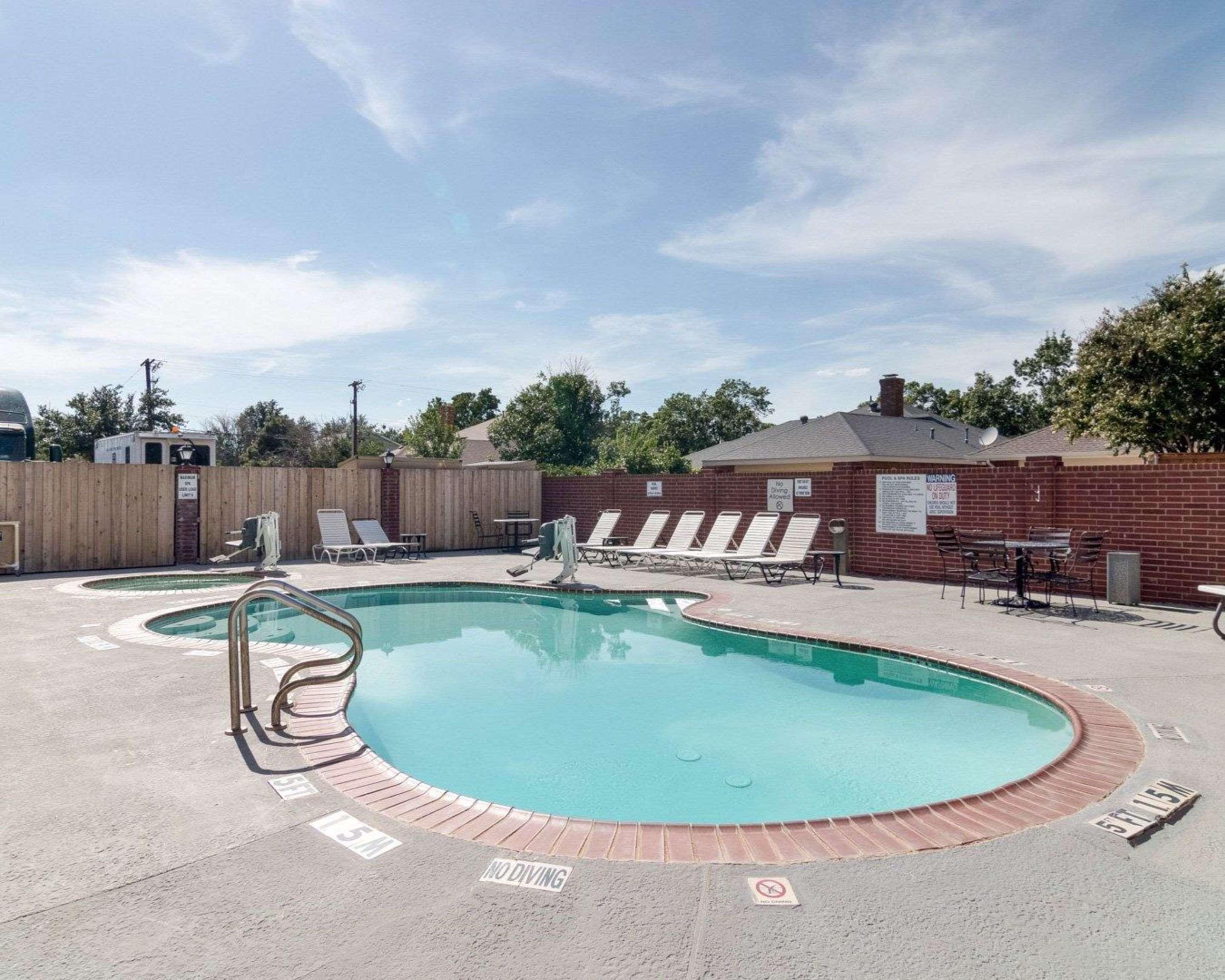 Quality Suites Midland North Loop 250 Exterior foto
